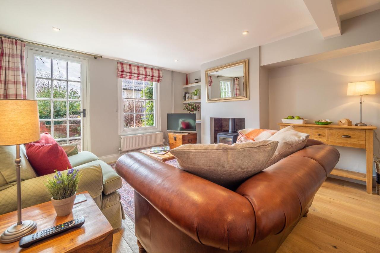 Adorable Cottage With A Log Burner In Heavenly Village - Constable Lodge Nayland ภายนอก รูปภาพ