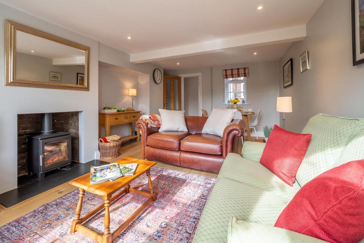 Adorable Cottage With A Log Burner In Heavenly Village - Constable Lodge Nayland ภายนอก รูปภาพ